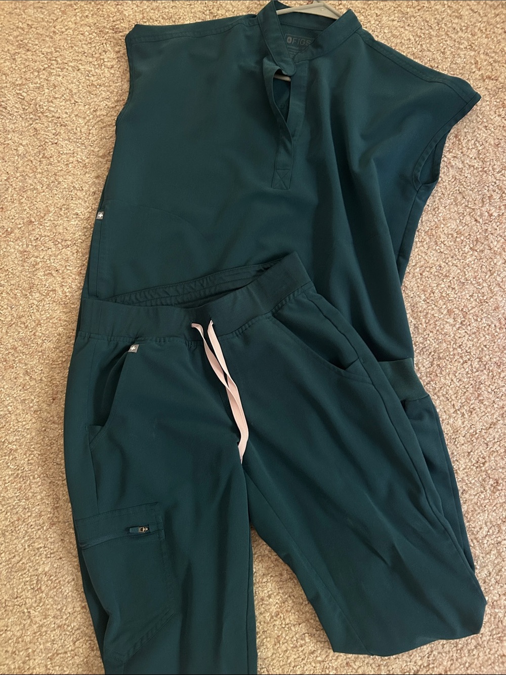 FIGS Women's Dark Teal Drawstring Scrub Pants & Top Set